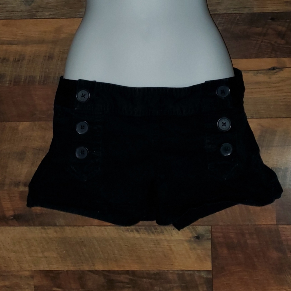 Express Shorts